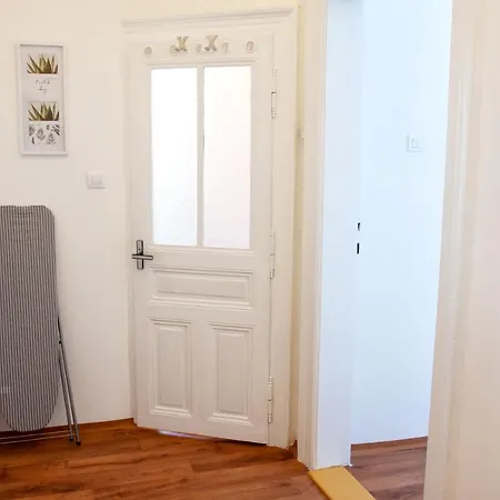 Lucky Angel In Apartment Prague