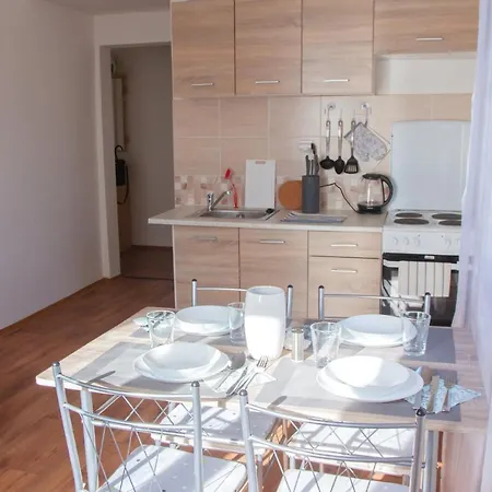 Lucky Angel In Apartment Prague